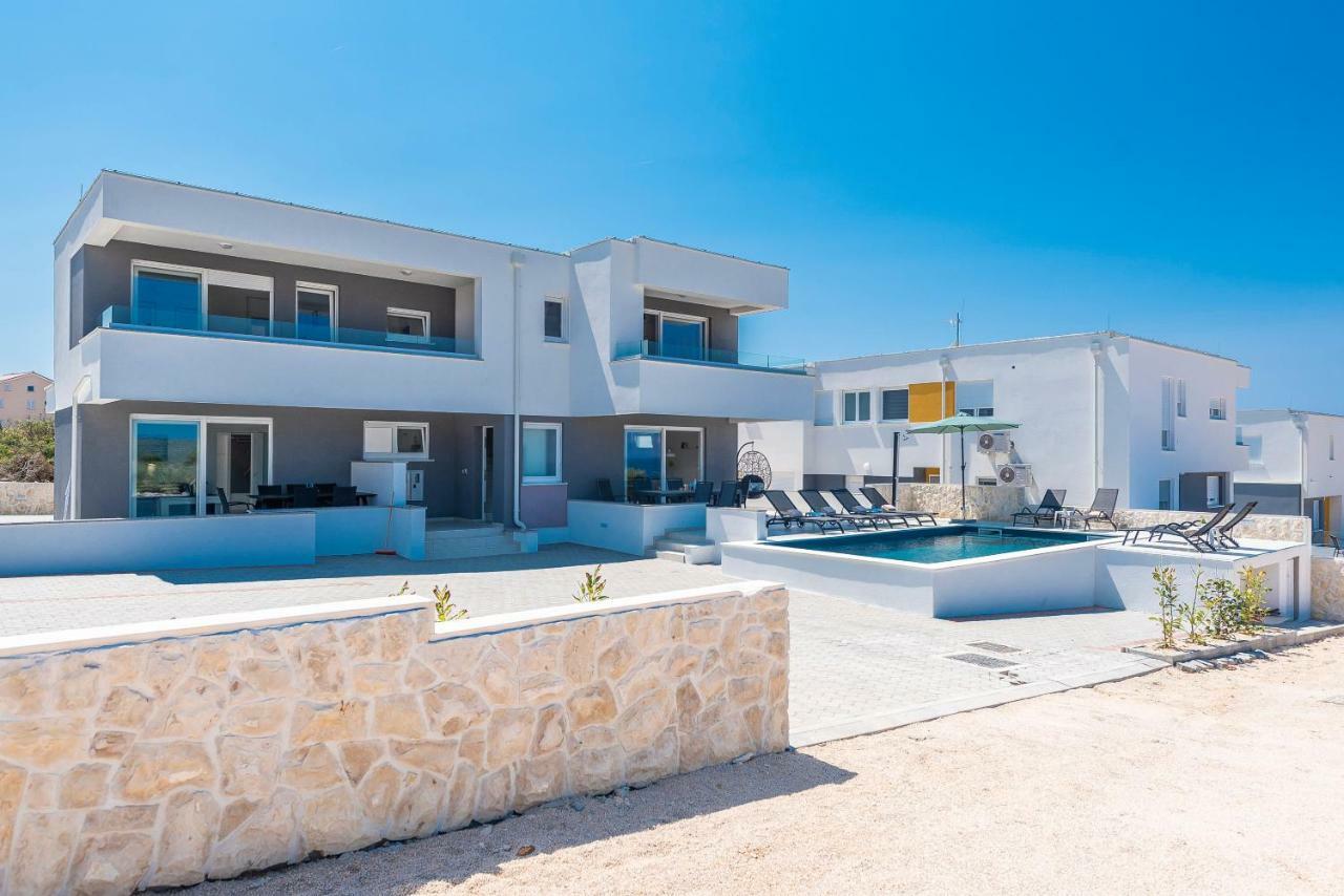 Adris 2 Luxury Modern Apartment With A Pool Novalja Bagian luar foto