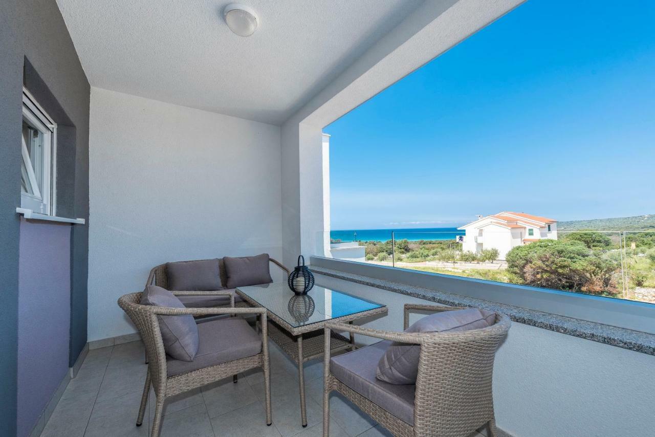 Adris 2 Luxury Modern Apartment With A Pool Novalja Bagian luar foto