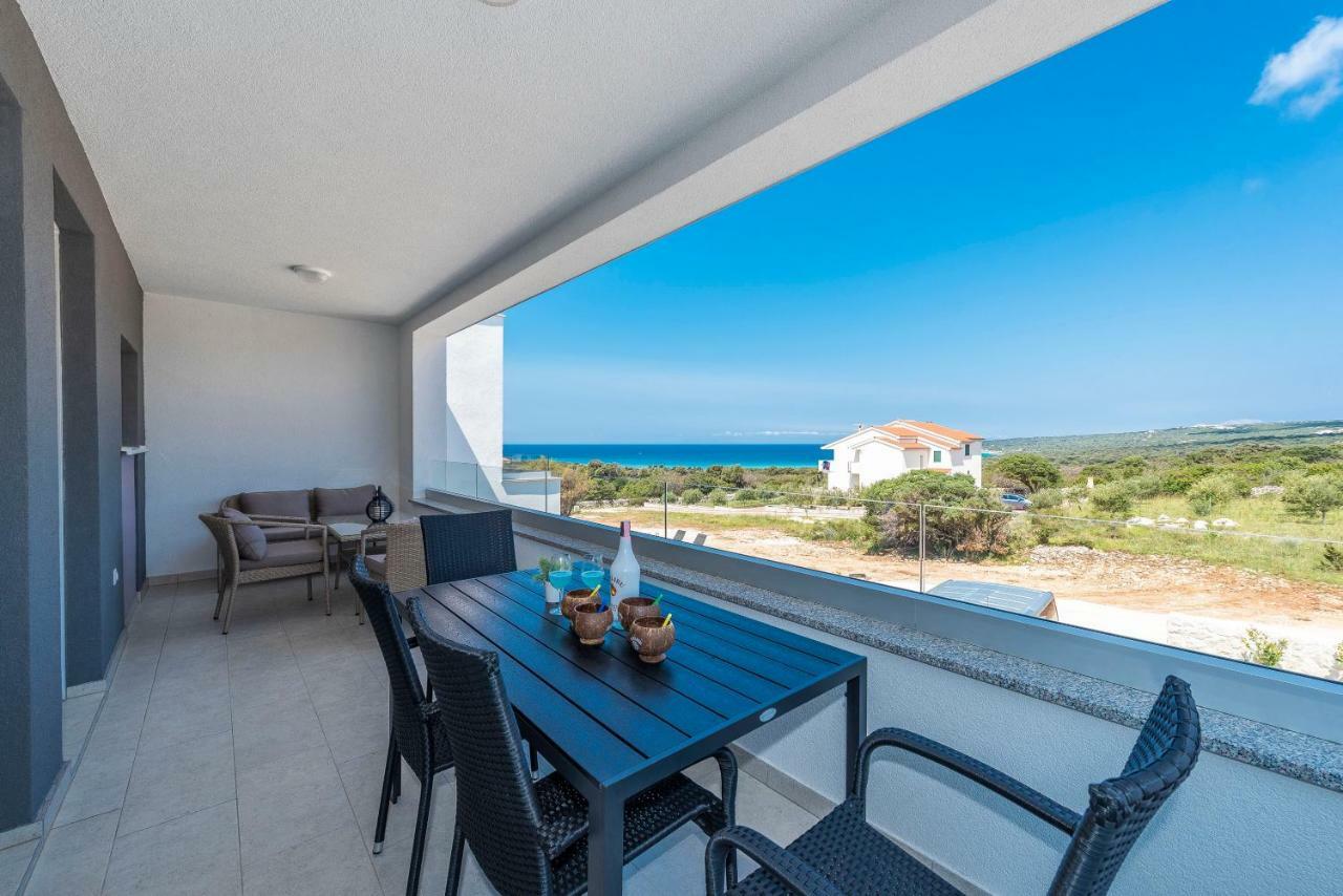 Adris 2 Luxury Modern Apartment With A Pool Novalja Bagian luar foto