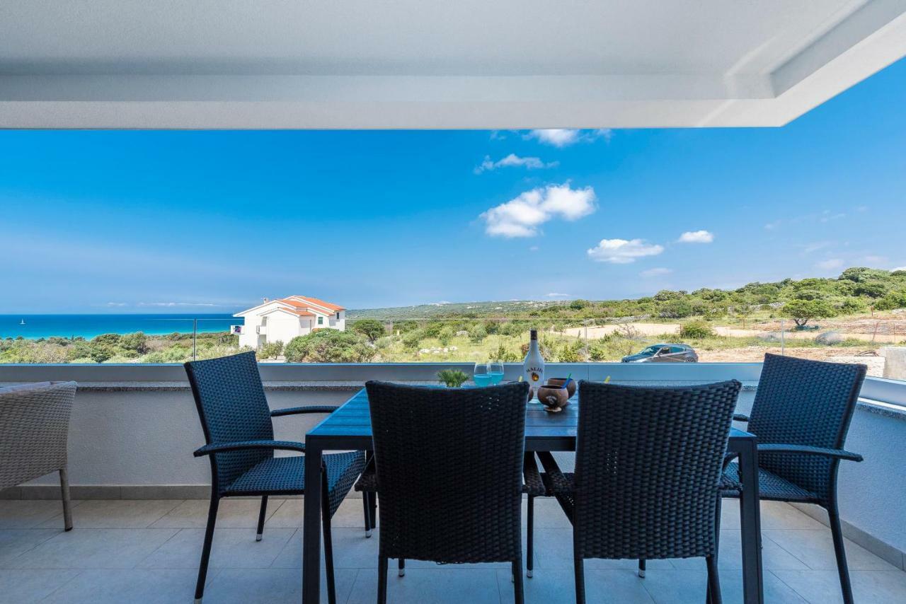 Adris 2 Luxury Modern Apartment With A Pool Novalja Bagian luar foto